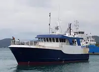 Longline fishing vessel
