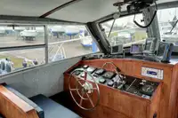 1978 AquaBell 28 Extended wheelhouse