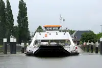 DOUBLE-ENDED RORO FERRY